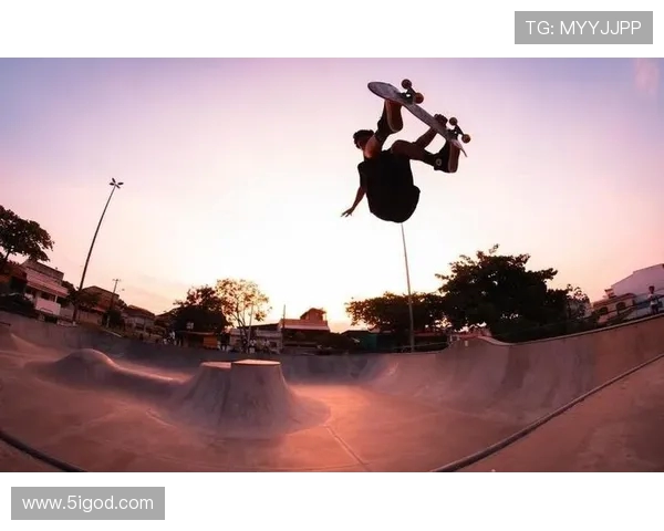 上海滑板队速度之谜：探索滑板运动的极限与魅力