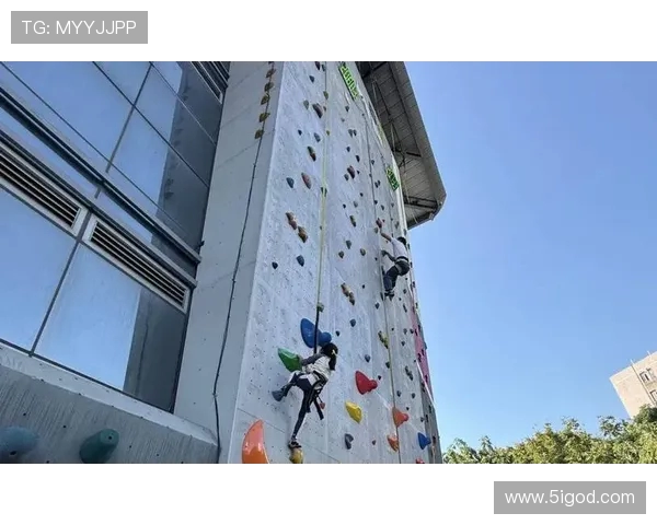 广州攀岩队的盯防体系与攀岩战术的深度解析与实战应用