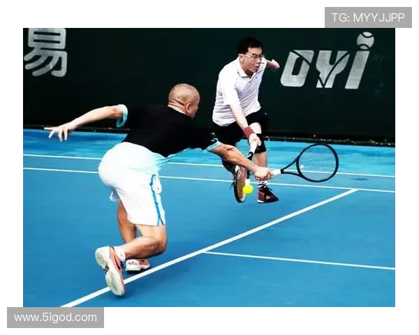 赛后分析:广州网球队与重庆网球队的战术意识与表现对比 赛后分析:广州网球队与重庆网球队的战术意识与表现对比