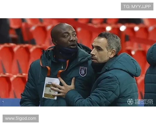 巴黎与伊斯坦布尔精彩对决集锦回顾与分析 巴黎与伊斯坦布尔精彩对决集锦回顾与分析