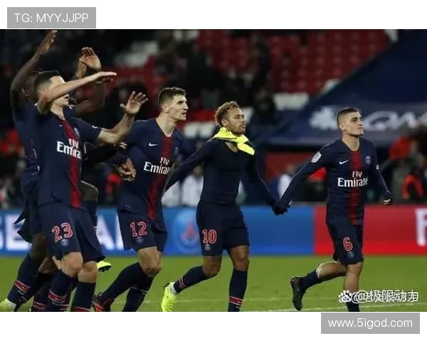 西杯激战巴塞罗那迎战巴伦西亚力争晋级决赛的关键对决